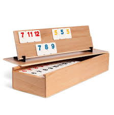 Rummy de Madera de Abedul con Fichas Talladas